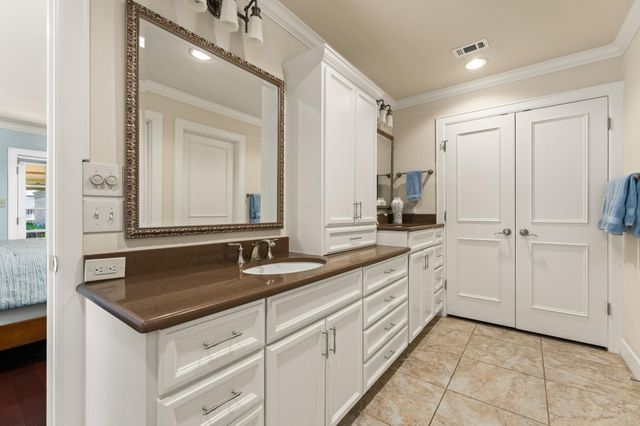 4216 Tallowood DR, Austin, TX 78731