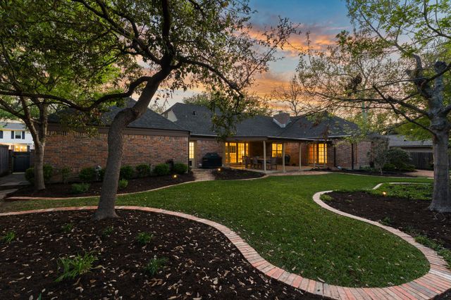 4216 Tallowood DR, Austin, TX 78731