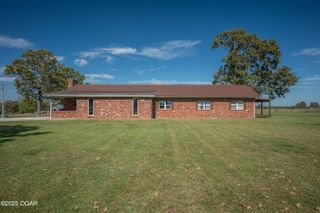 10888 Poppy Drive, Neosho, MO 64850