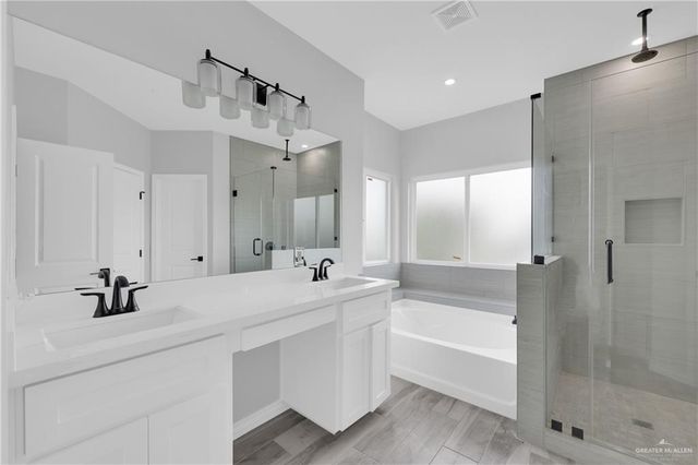 2332 N Peking Street, Mcallen, TX 78501