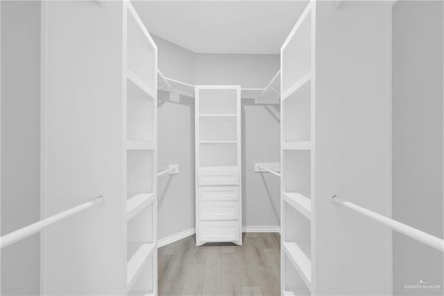 2332 N Peking Street, Mcallen, TX 78501