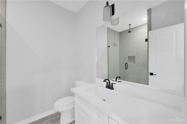 2332 N Peking Street, Mcallen, TX 78501