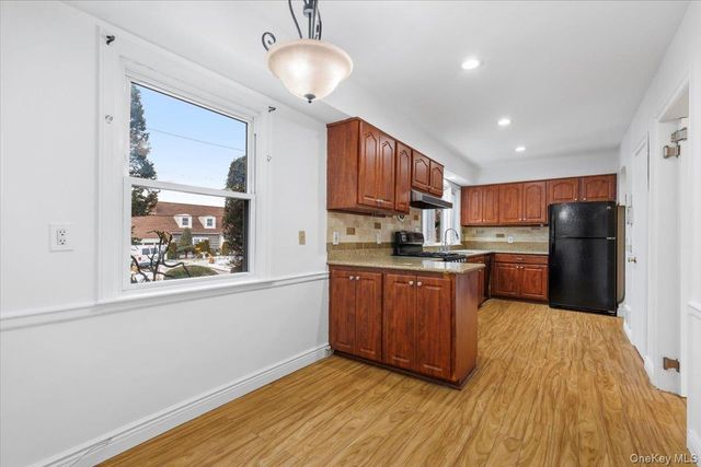 55 Del Rey Drive, Mount Vernon, NY 10552