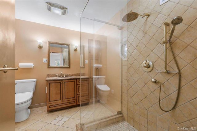 55 Del Rey Drive, Mount Vernon, NY 10552