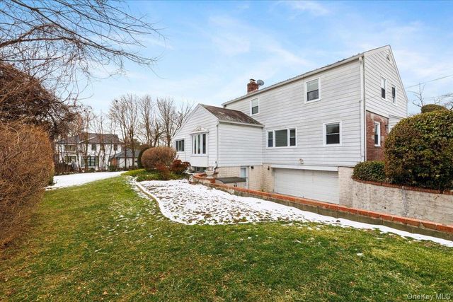 55 Del Rey Drive, Mount Vernon, NY 10552