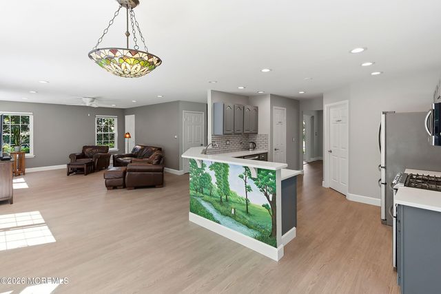 618 Winterberry Boulevard, Jackson, NJ 08527