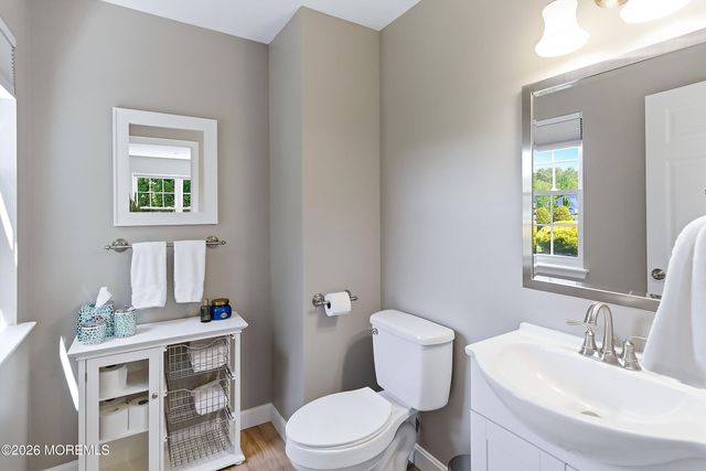 618 Winterberry Boulevard, Jackson, NJ 08527