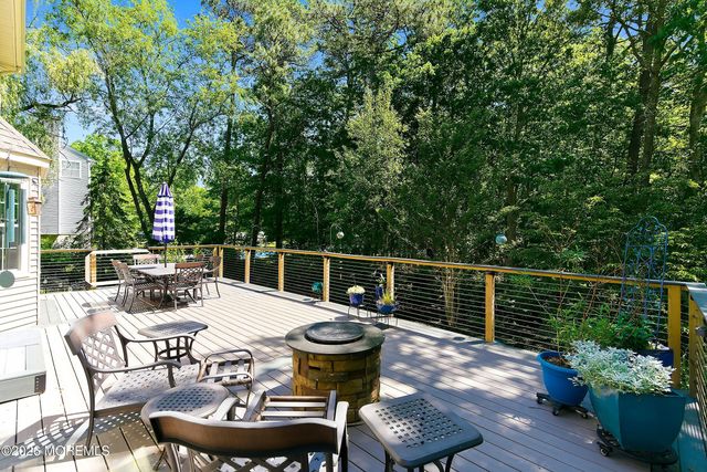 618 Winterberry Boulevard, Jackson, NJ 08527