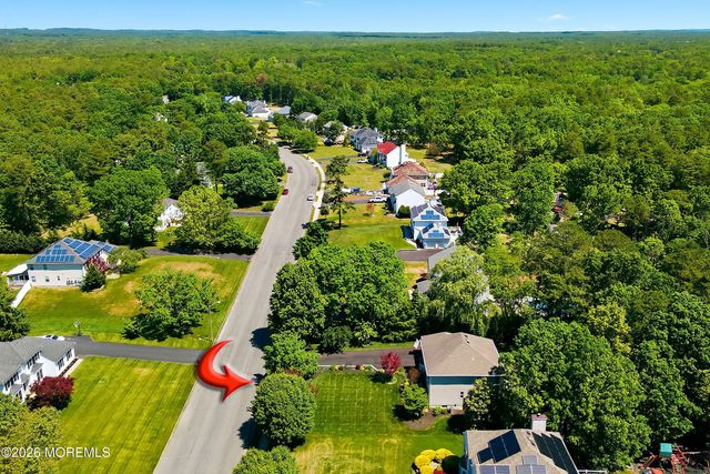 618 Winterberry Boulevard, Jackson, NJ 08527