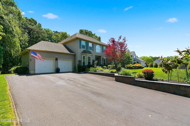 618 Winterberry Boulevard, Jackson, NJ 08527