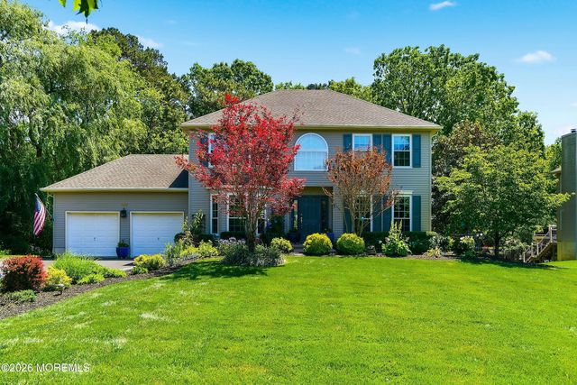 618 Winterberry Boulevard, Jackson, NJ 08527