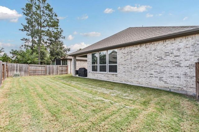 13219 S Salmon River Circle, Humble, TX 77346