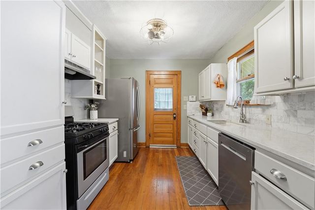5836 Harrison Street, Kansas City, MO 64110