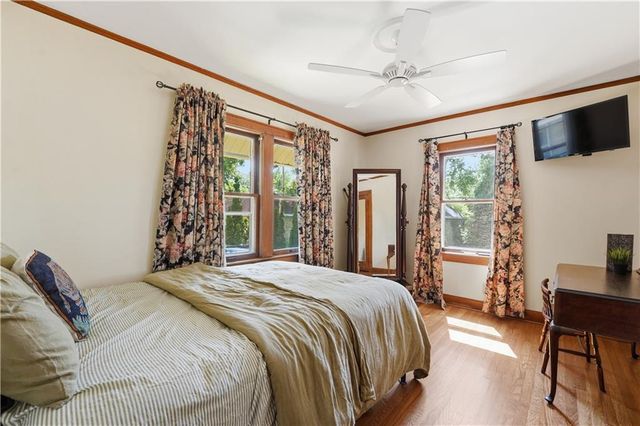 5836 Harrison Street, Kansas City, MO 64110