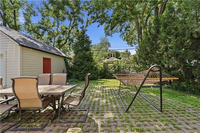 5836 Harrison Street, Kansas City, MO 64110