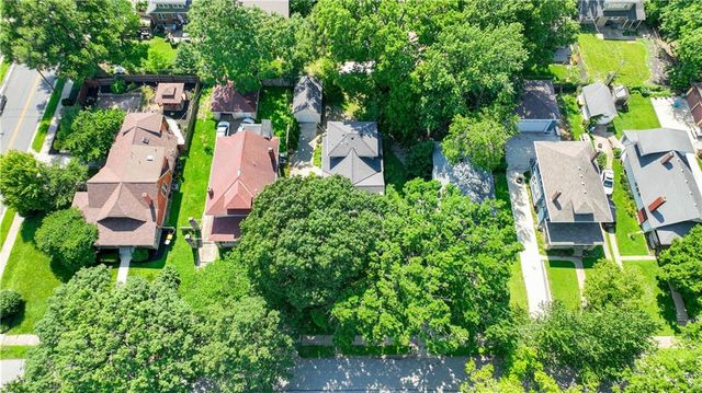 5836 Harrison Street, Kansas City, MO 64110