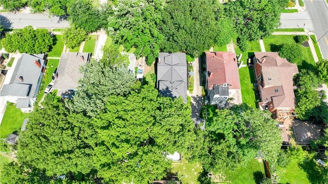 5836 Harrison Street, Kansas City, MO 64110
