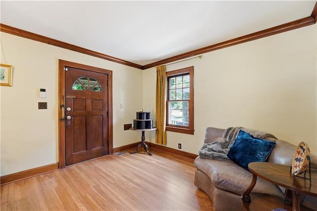 5836 Harrison Street, Kansas City, MO 64110