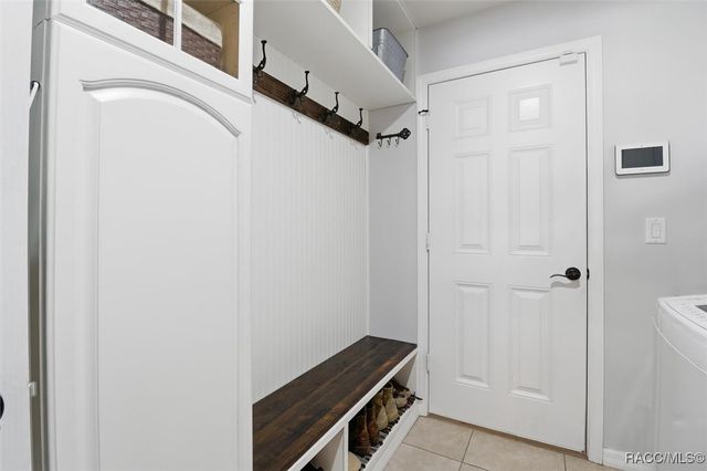 1021 W Champlain Lane, Citrus Springs, FL 34434