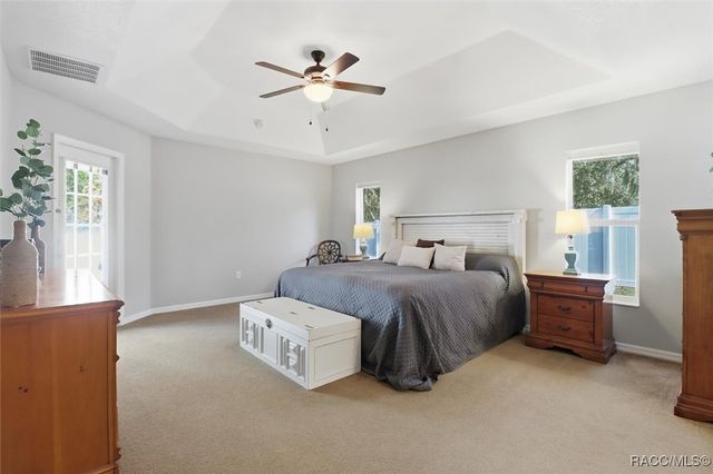 1021 W Champlain Lane, Citrus Springs, FL 34434