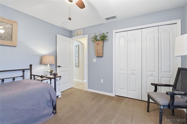 1021 W Champlain Lane, Citrus Springs, FL 34434