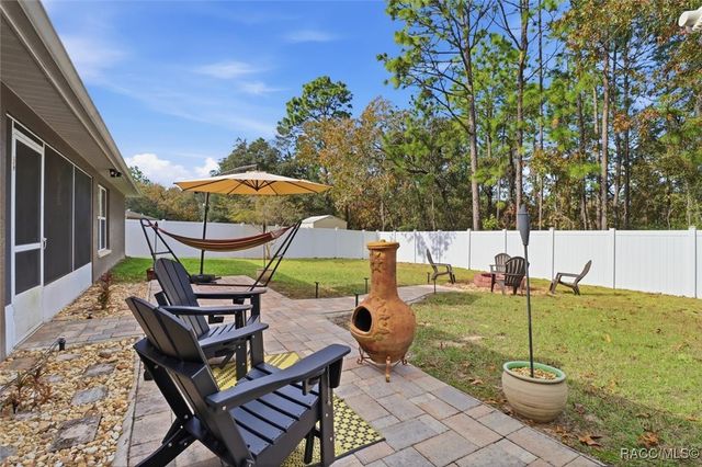 1021 W Champlain Lane, Citrus Springs, FL 34434