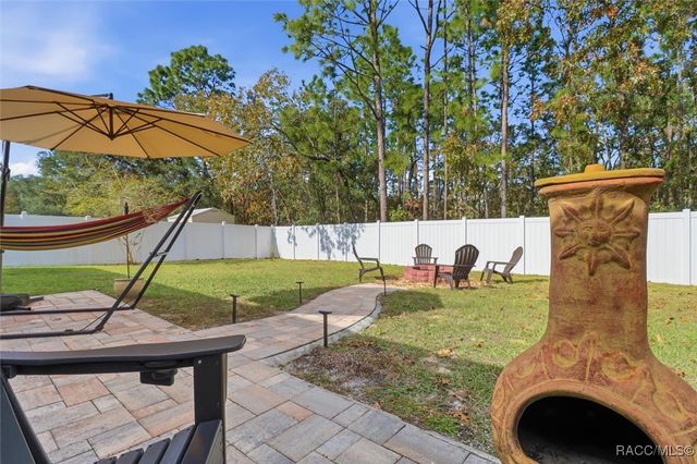 1021 W Champlain Lane, Citrus Springs, FL 34434