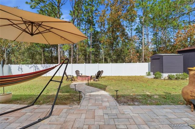 1021 W Champlain Lane, Citrus Springs, FL 34434