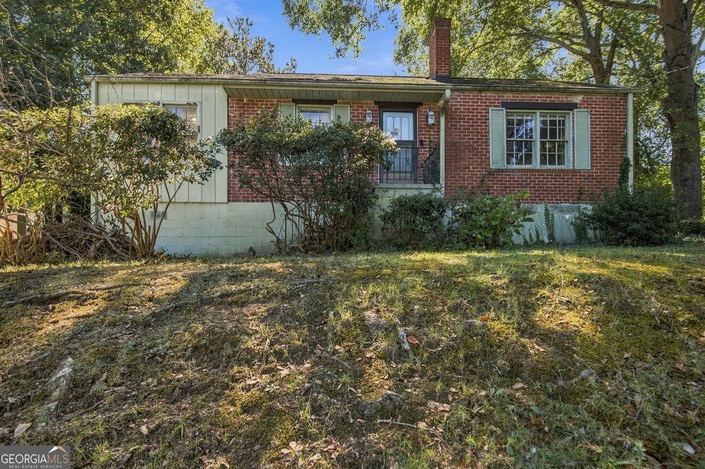 620 S Gordon Circle, Hapeville, GA 30354 — exterior