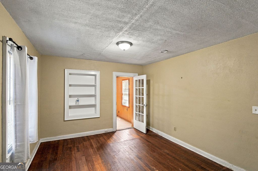 620 S Gordon Circle, Hapeville, GA 30354 — photo 4