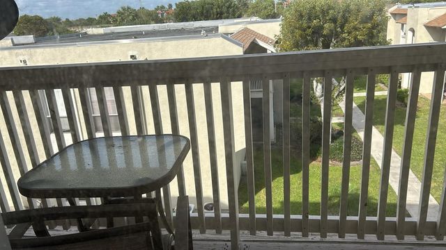 1500 N Congress Avenue A307, West Palm Beach, FL 33401