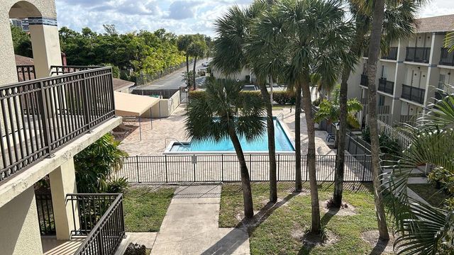 1500 N Congress Avenue A307, West Palm Beach, FL 33401