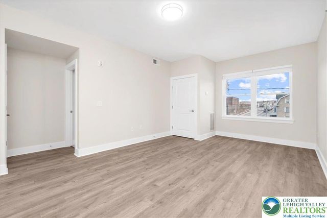 410 William Street 201, Bethlehem City, PA 18015