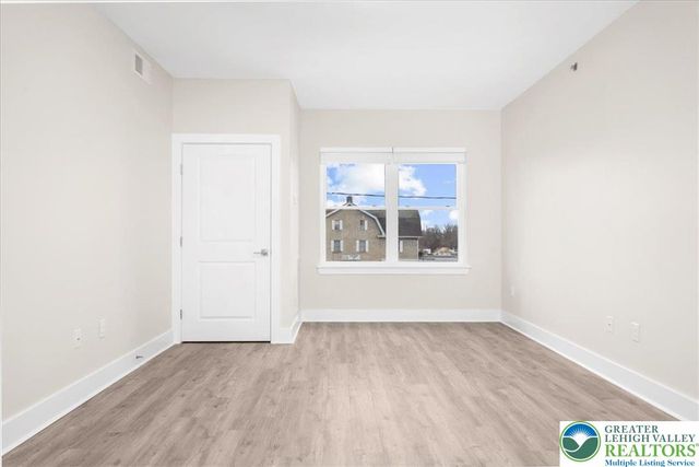 410 William Street 201, Bethlehem City, PA 18015