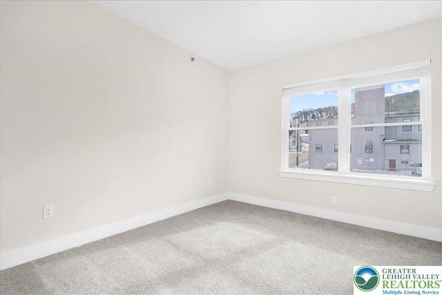 410 William Street 201, Bethlehem City, PA 18015