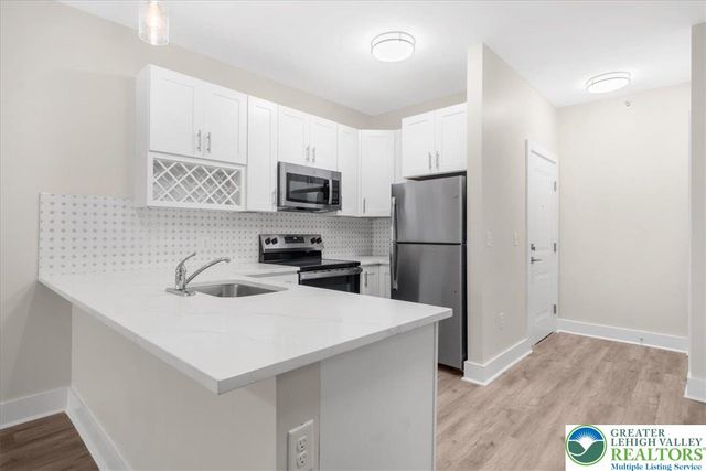 410 William Street 201, Bethlehem City, PA 18015