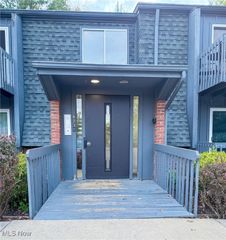 6231 Hidden Creek Drive 235, Lorain, OH 44053