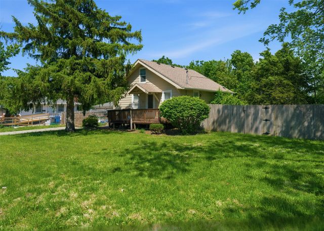 3401 E 29th Street, Des Moines, IA 50317