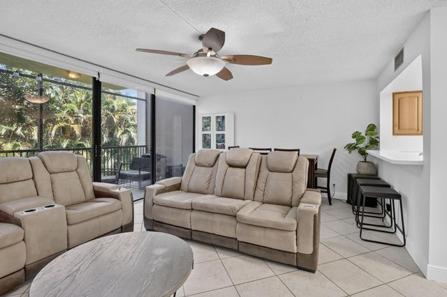 2931 SW 87th Terrace 1922, Davie, FL 33328