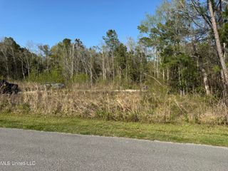 196 Vacation Lane, Waveland, MS 39576