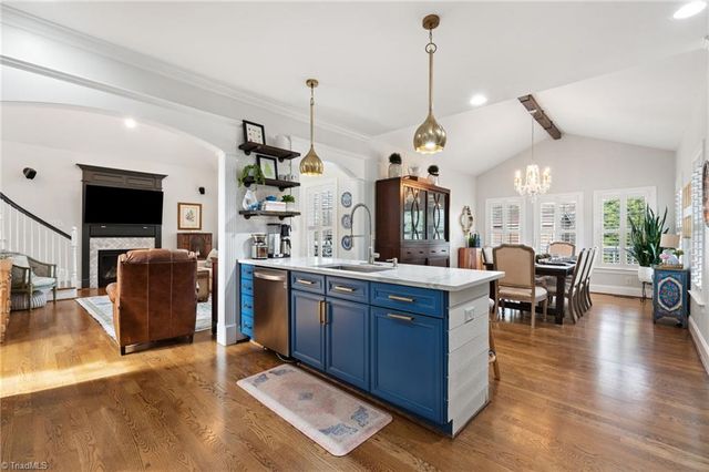 166 Fieldwood Drive, Advance, NC 27006