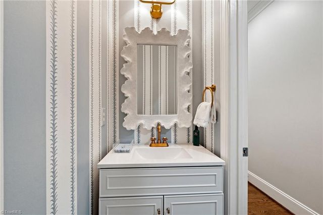 166 Fieldwood Drive, Advance, NC 27006