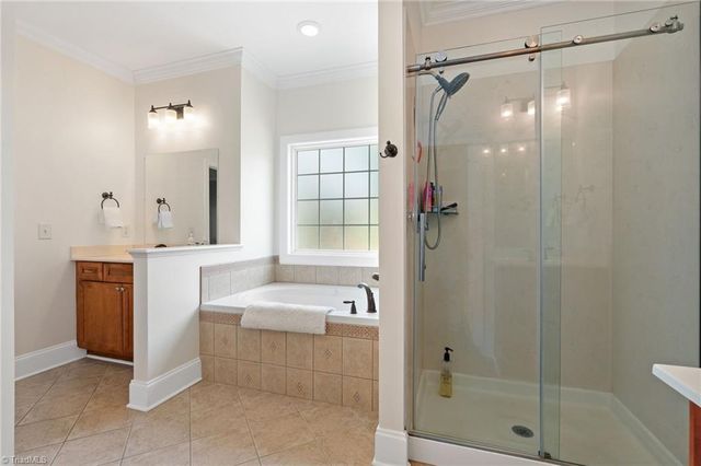 166 Fieldwood Drive, Advance, NC 27006