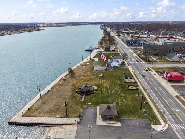 600 Cherry Street, Algonac, MI 48001