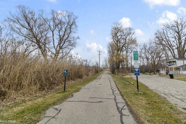 600 Cherry Street, Algonac, MI 48001