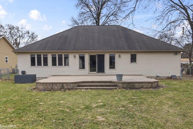 600 Cherry Street, Algonac, MI 48001