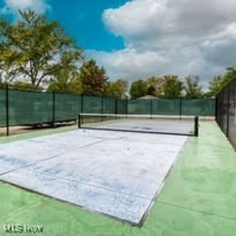 131 Birchbark Drive, Elyria, OH 44035