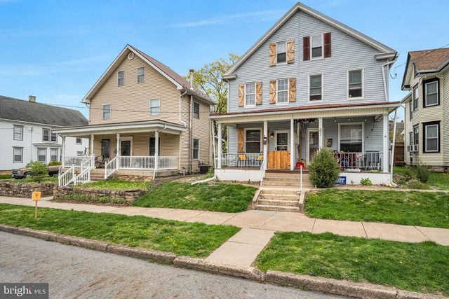 611 UNION ST, Millersburg, PA 17061