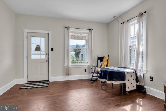611 UNION ST, Millersburg, PA 17061