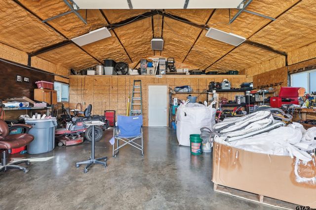 800 NE County Road 2150, Mt Vernon, TX 75457